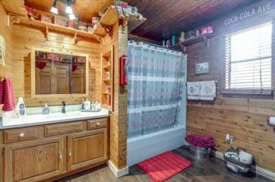 Home For Sale in Decatur, Tennessee