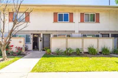 Home For Sale in Tustin, California