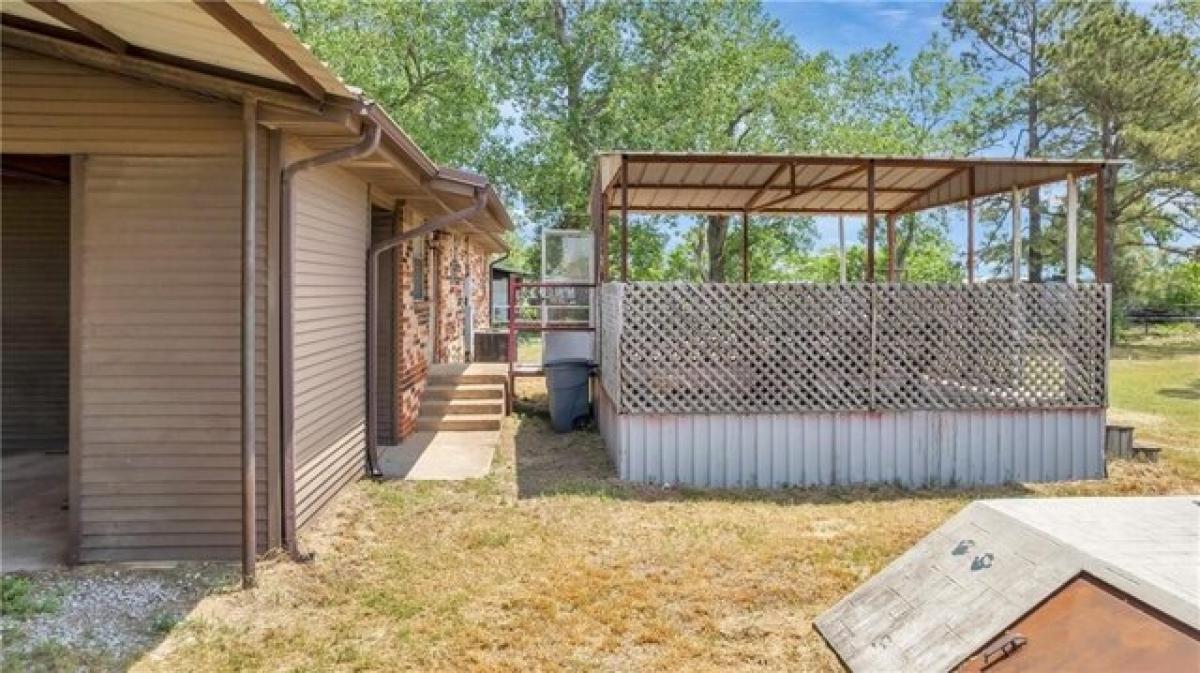 Picture of Home For Sale in Thackerville, Oklahoma, United States