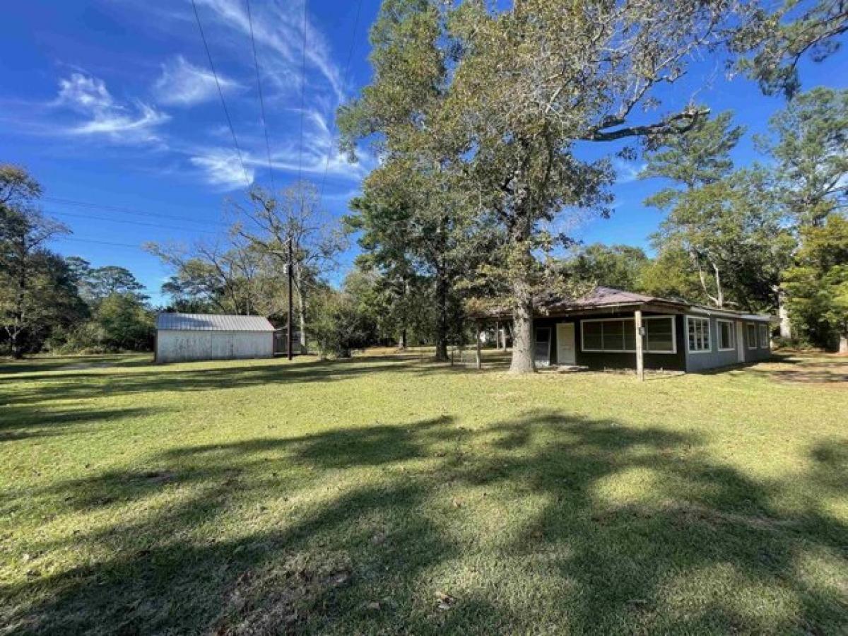 Picture of Home For Sale in Buna, Texas, United States