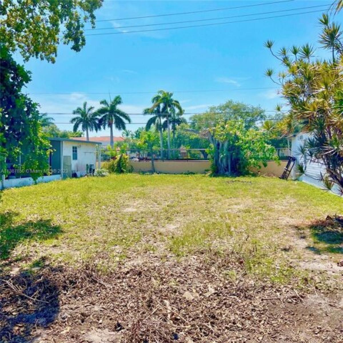 Picture of Residential Land For Sale in Plantation, Florida, United States