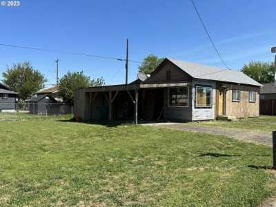 Home For Sale in Milton Freewater, Oregon
