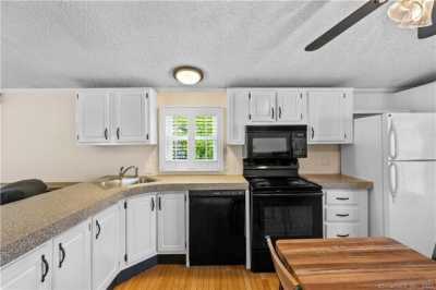 Home For Sale in Wallingford, Connecticut