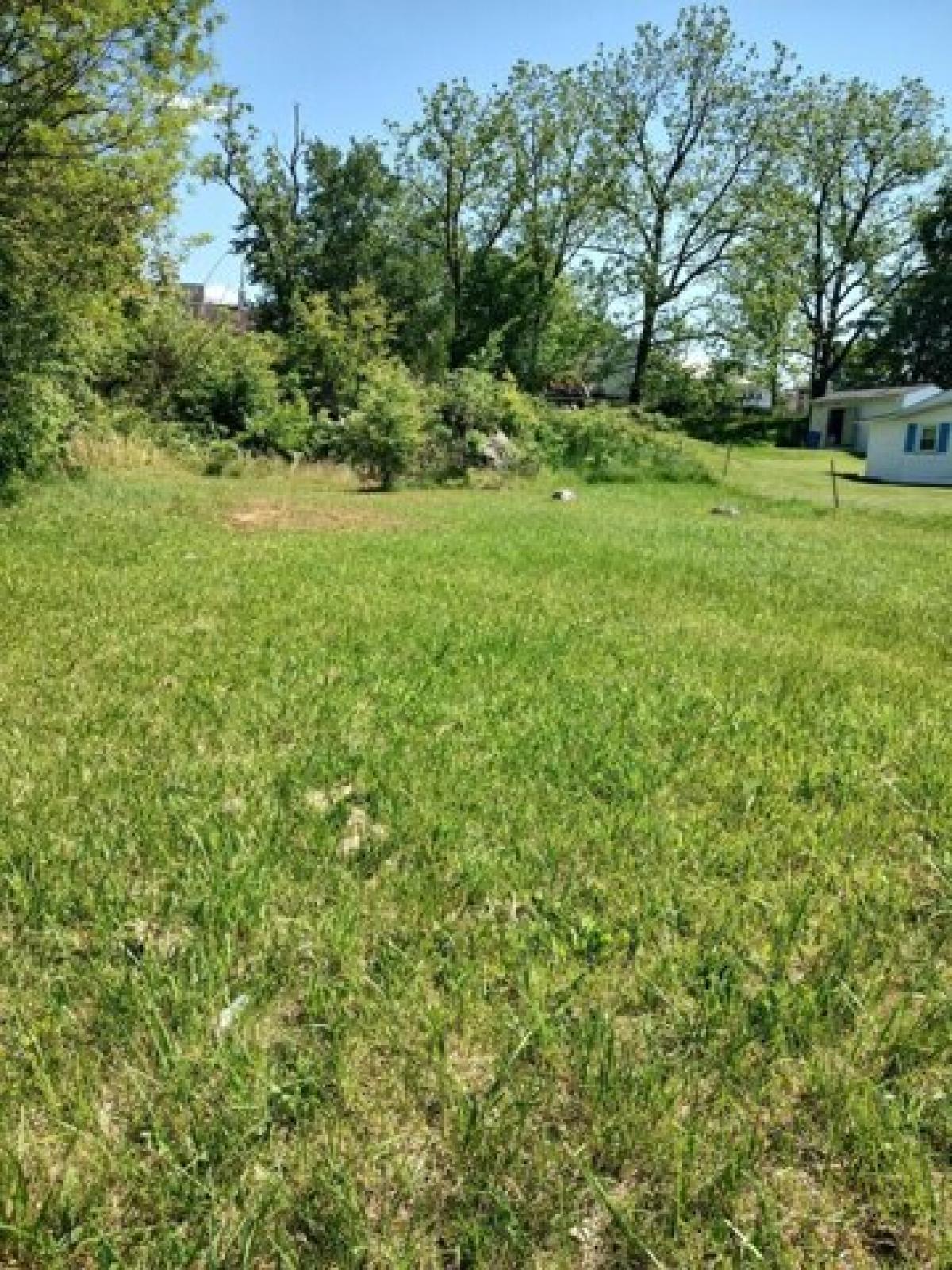 Picture of Residential Land For Sale in Bristol, Tennessee, United States