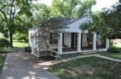 Home For Sale in Westwood, Kansas