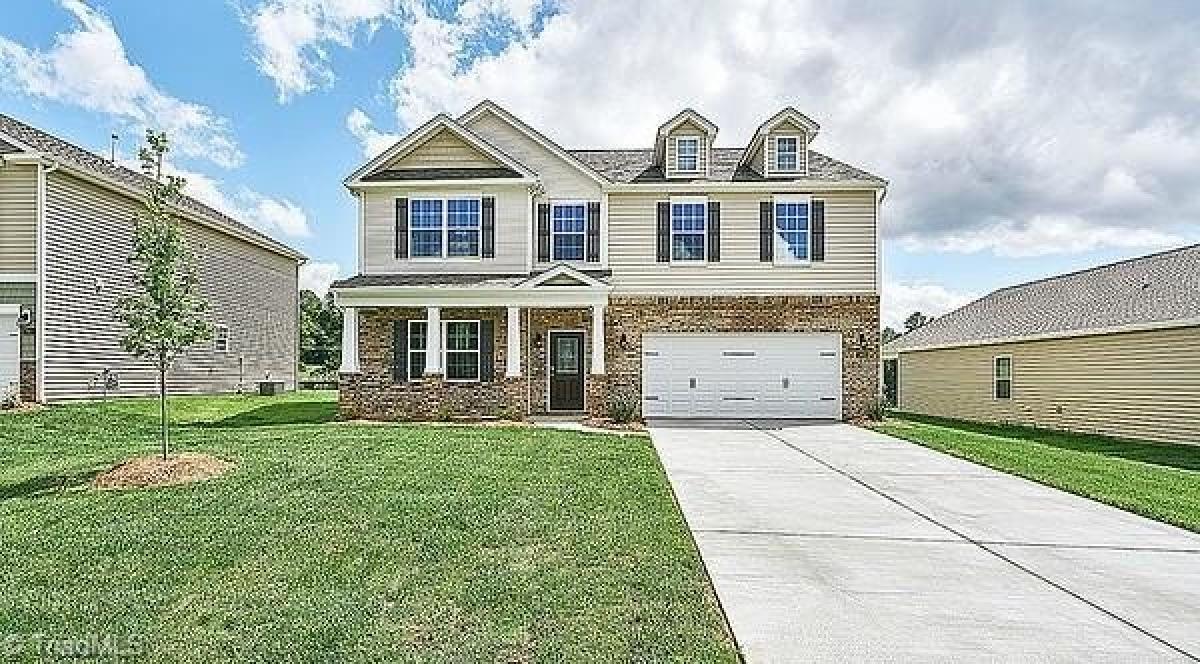 Picture of Home For Sale in Browns Summit, North Carolina, United States