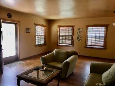 Home For Sale in Agua Dulce, California