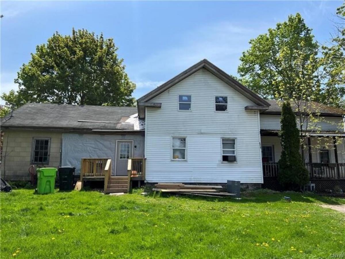 Picture of Home For Sale in Canastota, New York, United States