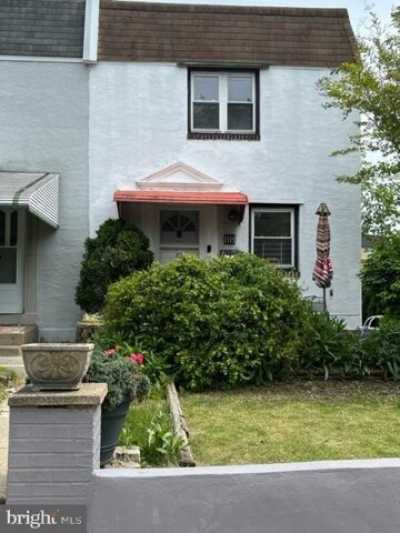 Home For Sale in Clifton Heights, Pennsylvania