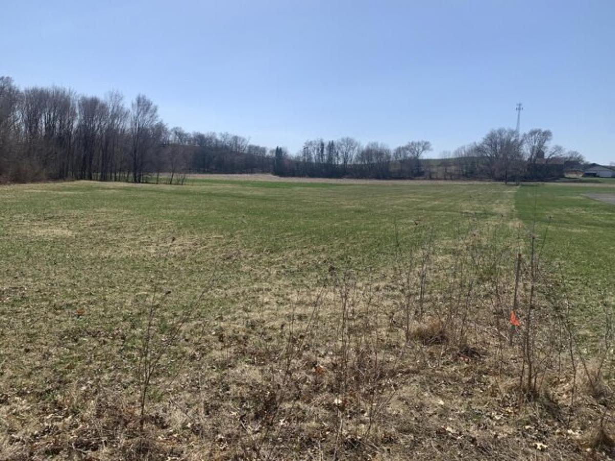Picture of Residential Land For Sale in West Salem, Wisconsin, United States