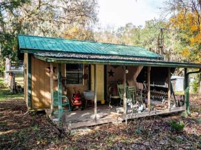 Home For Sale in Fort Mccoy, Florida