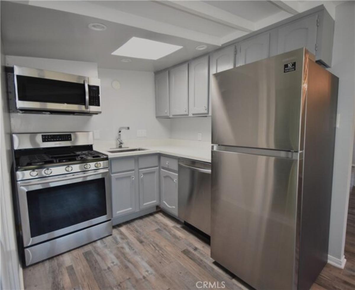 Picture of Apartment For Rent in Sierra Madre, California, United States