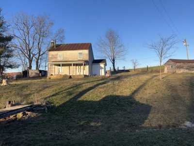 Home For Sale in Flemingsburg, Kentucky