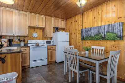 Home For Sale in Greer, Arizona