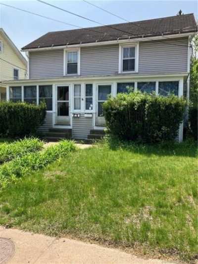 Home For Sale in Farmington, Connecticut