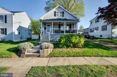 Home For Sale in Mount Ephraim, New Jersey