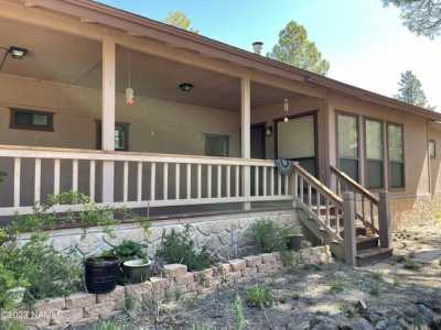 Home For Sale in Munds Park, Arizona