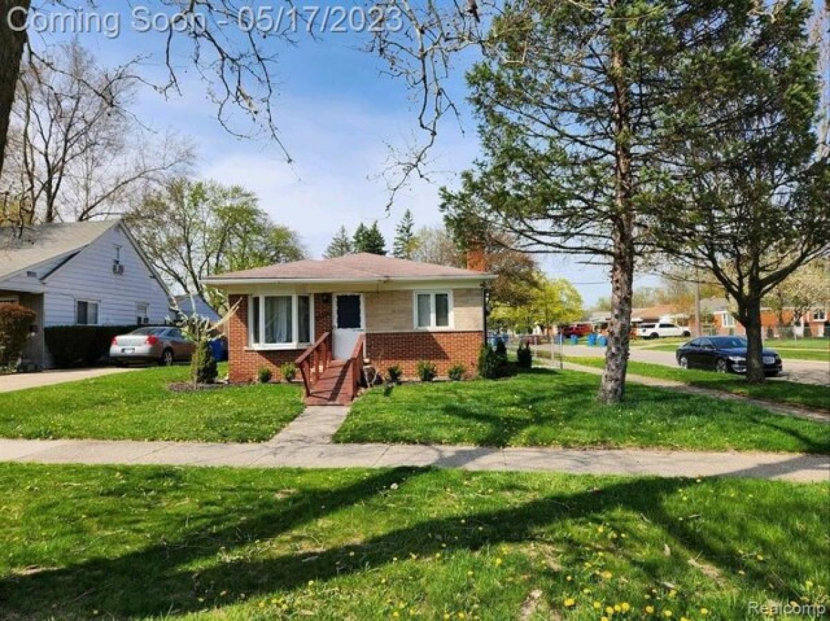 Picture of Home For Sale in Dearborn Heights, Michigan, United States