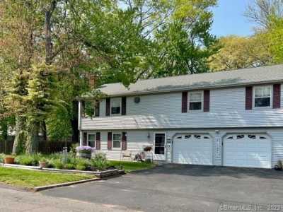Home For Sale in Plainville, Connecticut