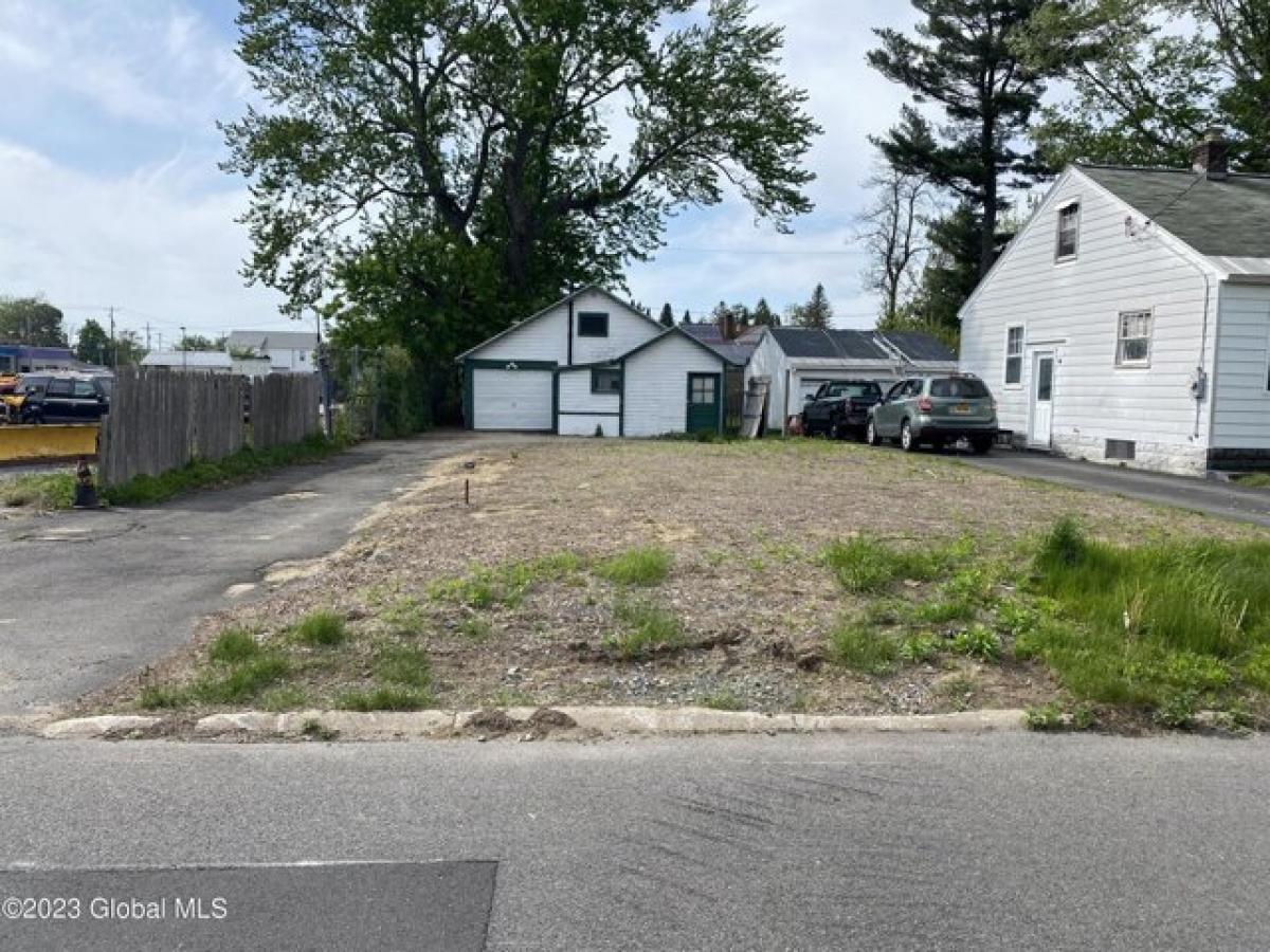 Picture of Residential Land For Sale in Schenectady, New York, United States
