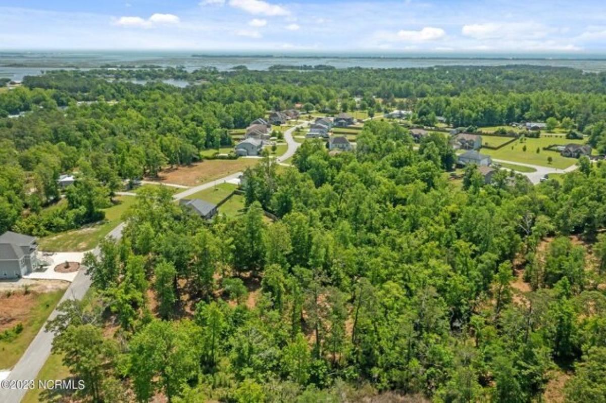 Picture of Residential Land For Sale in Hubert, North Carolina, United States
