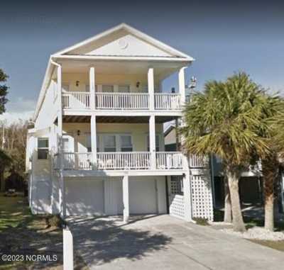 Home For Sale in Kure Beach, North Carolina