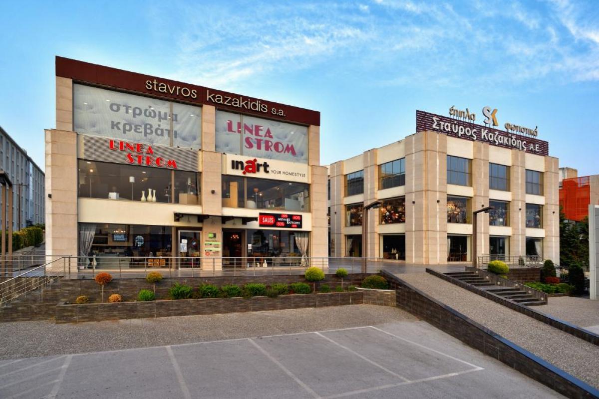 Picture of Commercial Building For Sale in Thessaloniki, C. Macedonia, Greece