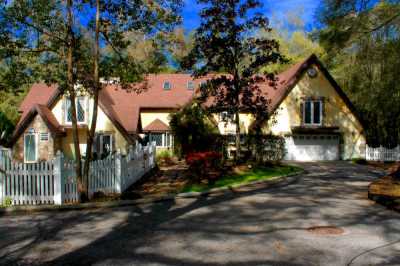Home For Sale in Lady Lake, Florida