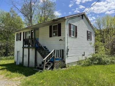Home For Sale in Fort Ann, New York
