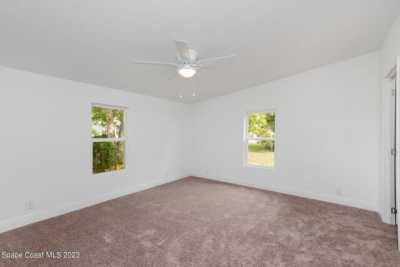 Home For Sale in Mims, Florida