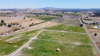 Residential Land For Sale in Creston, California