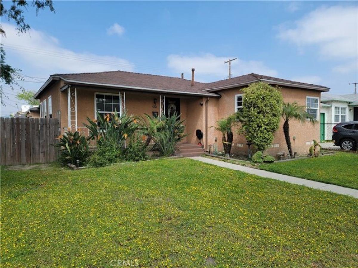 Picture of Home For Sale in Compton, California, United States