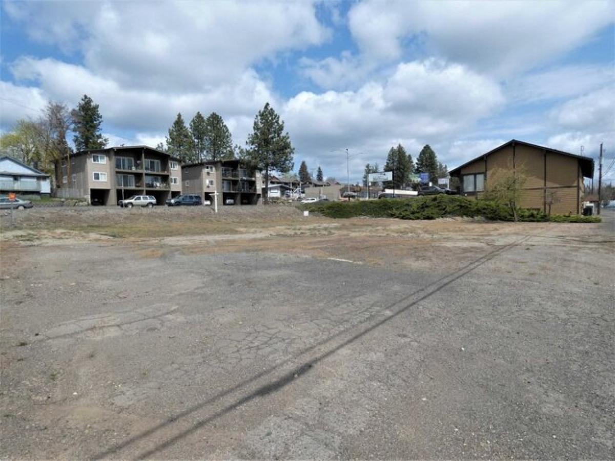Picture of Residential Land For Sale in Cheney, Washington, United States