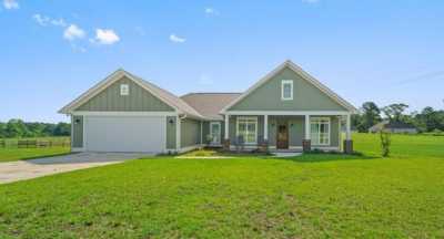 Home For Sale in Sumrall, Mississippi