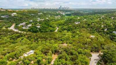 Home For Sale in West Lake Hills, Texas