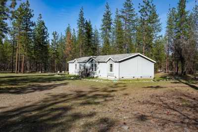 Home For Sale in Greenview, California