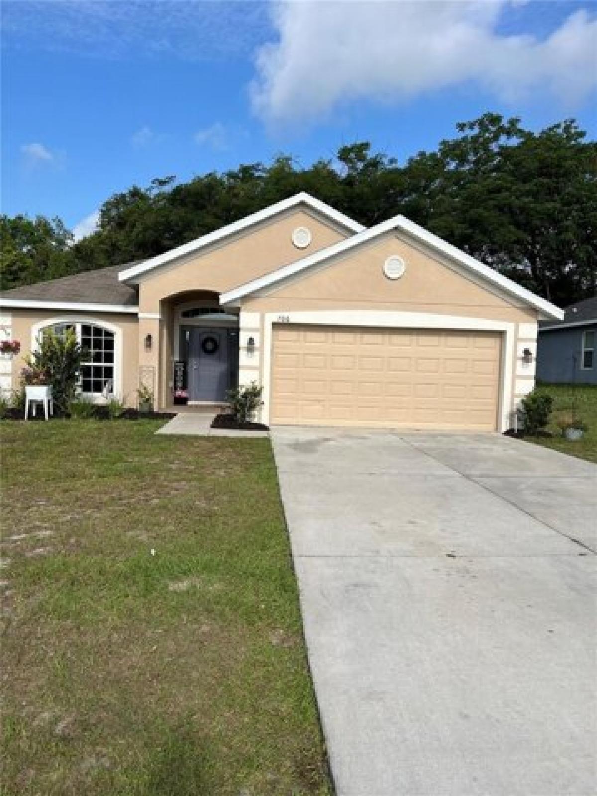 Picture of Home For Sale in Fruitland Park, Florida, United States