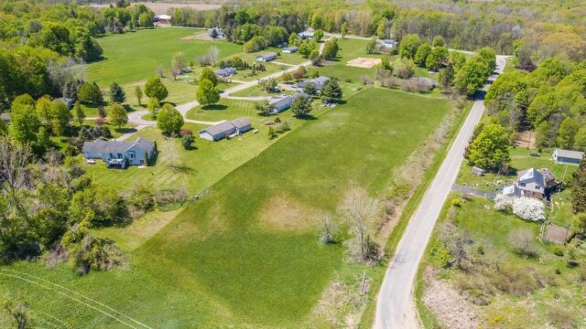 Picture of Residential Land For Sale in Bangor, Michigan, United States