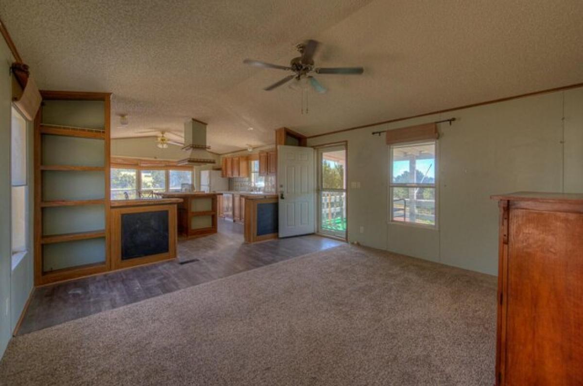 Picture of Home For Sale in Walsenburg, Colorado, United States