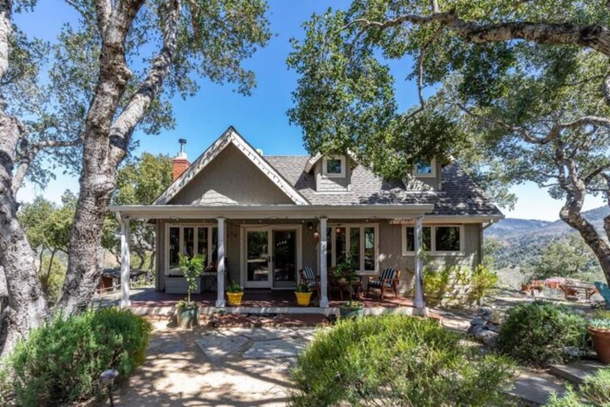 Picture of Home For Sale in Carmel Valley, California, United States
