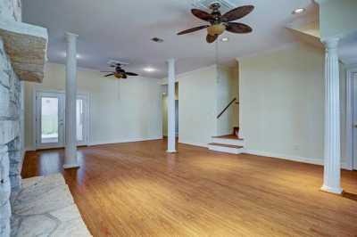 Home For Rent in Bellaire, Texas