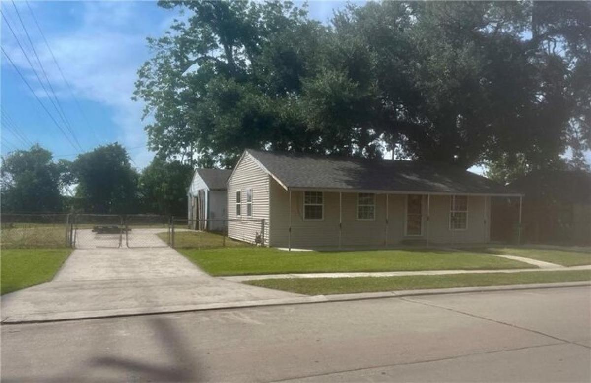 Picture of Home For Sale in Avondale, Louisiana, United States