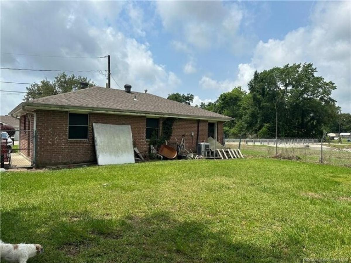Picture of Home For Sale in Violet, Louisiana, United States