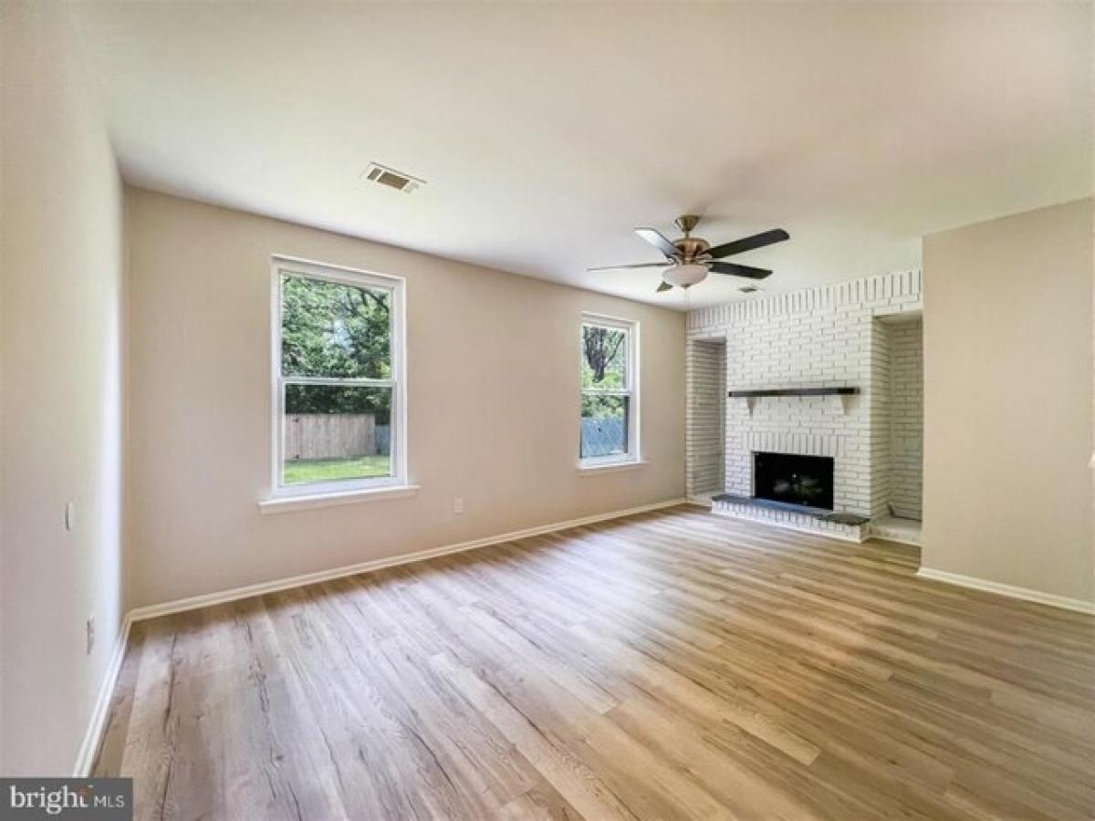 Picture of Home For Sale in Bensalem, Pennsylvania, United States