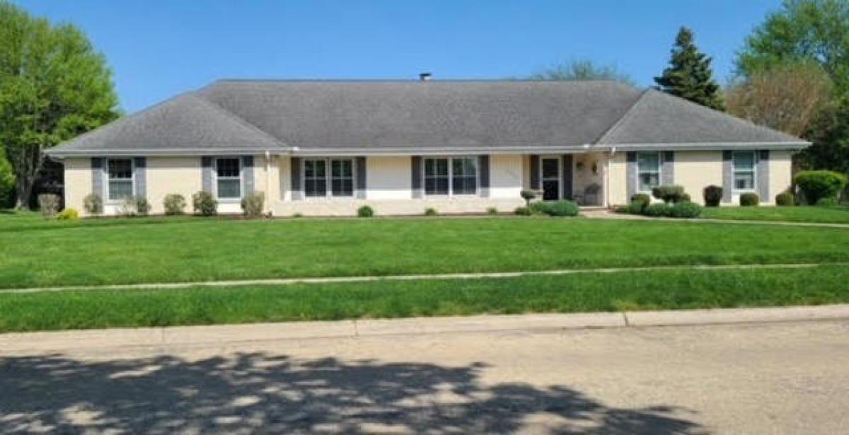 Picture of Home For Sale in Rochelle, Illinois, United States