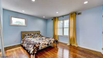 Home For Sale in Totowa, New Jersey