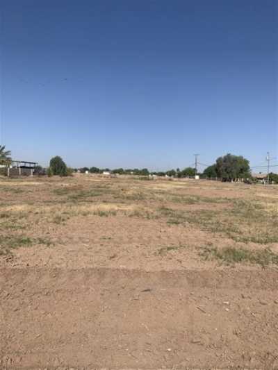 Residential Land For Sale in Somerton, Arizona