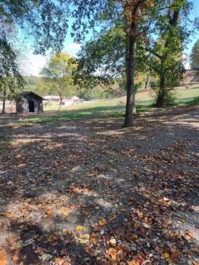 Home For Sale in Spring City, Tennessee