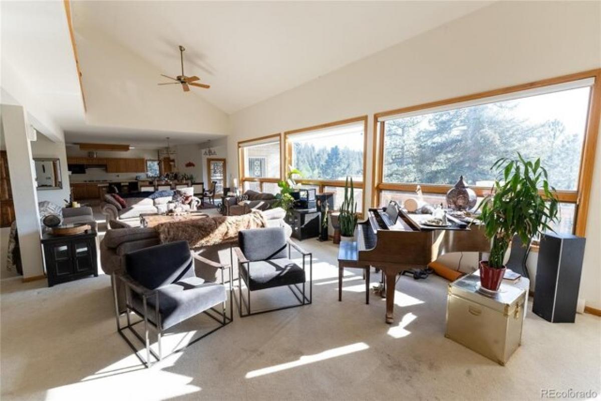 Picture of Home For Sale in Sedalia, Colorado, United States