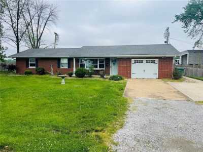 Home For Sale in Breese, Illinois
